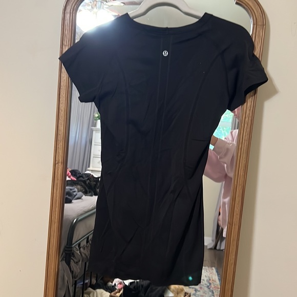 Lululemon swiftspeed shirt - Picture 2 of 3